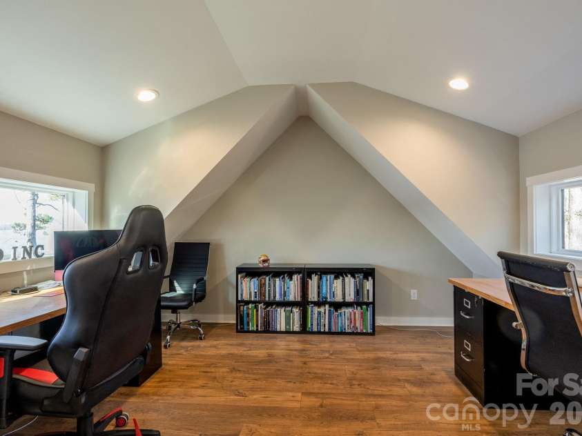 2207C Horton Cove Lake Water Road, Camden, SC 29020.  MLS# CAR4345214, YatesRealty ID 4265. 