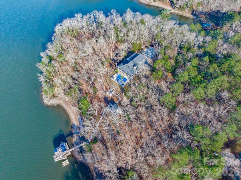 2207C Horton Cove Lake Water Road, Camden, SC 29020.  MLS# CAR4345214, YatesRealty ID 4265. 