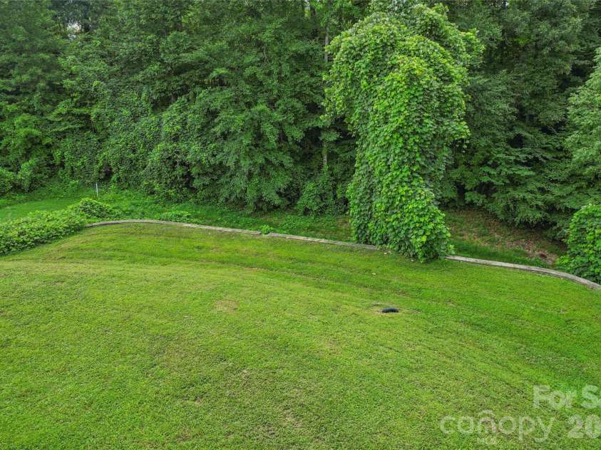 1076 Tangle Ridge Drive, Concord, NC 28025.  MLS# CAR4409915, YatesRealty ID 42651. 