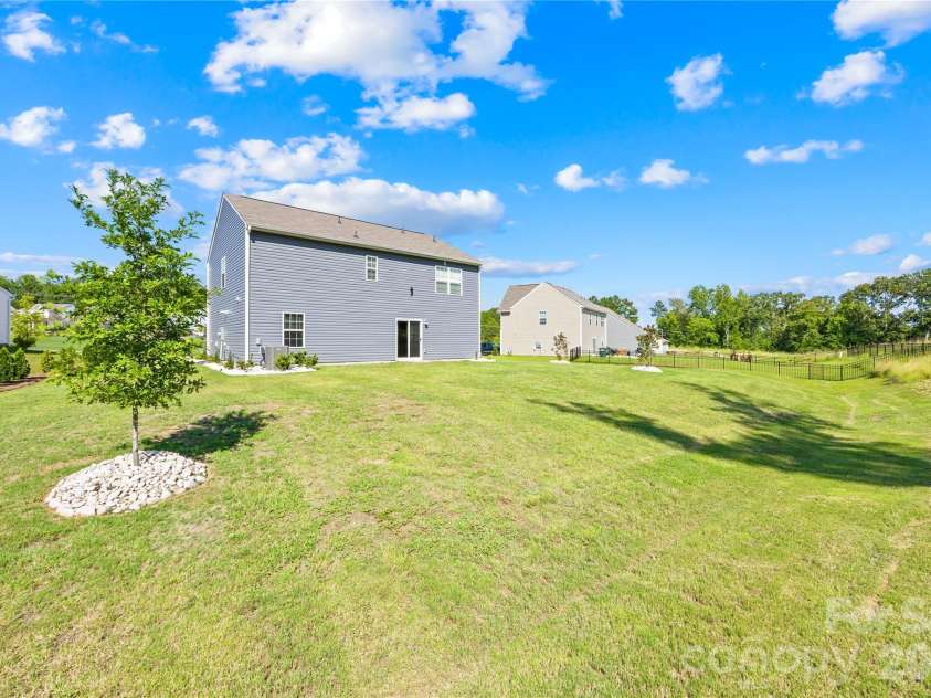 527 Millstone Drive, Edgemoor, SC 29712.  MLS# CAR4410930, YatesRealty ID 42652. 