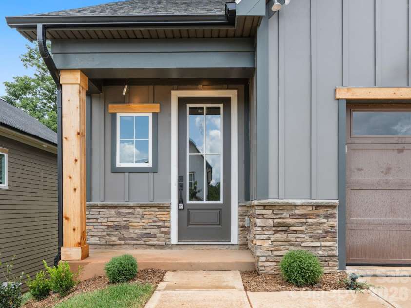 116 Chapel Crossing Lane, Weaverville, NC 28787.  MLS# CAR4341737, YatesRealty ID 42653. 