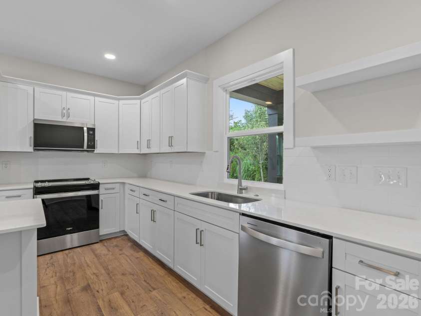 116 Chapel Crossing Lane, Weaverville, NC 28787.  MLS# CAR4341737, YatesRealty ID 42653. 