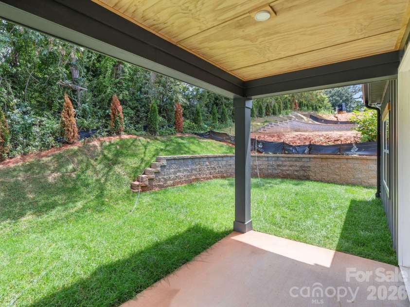 116 Chapel Crossing Lane, Weaverville, NC 28787.  MLS# CAR4341737, YatesRealty ID 42653. 