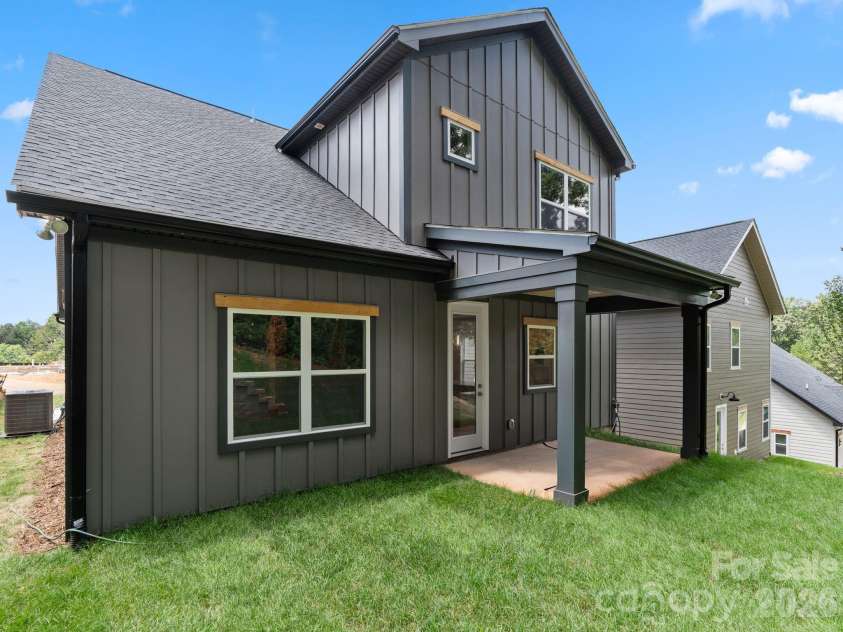 116 Chapel Crossing Lane, Weaverville, NC 28787.  MLS# CAR4341737, YatesRealty ID 42653. 