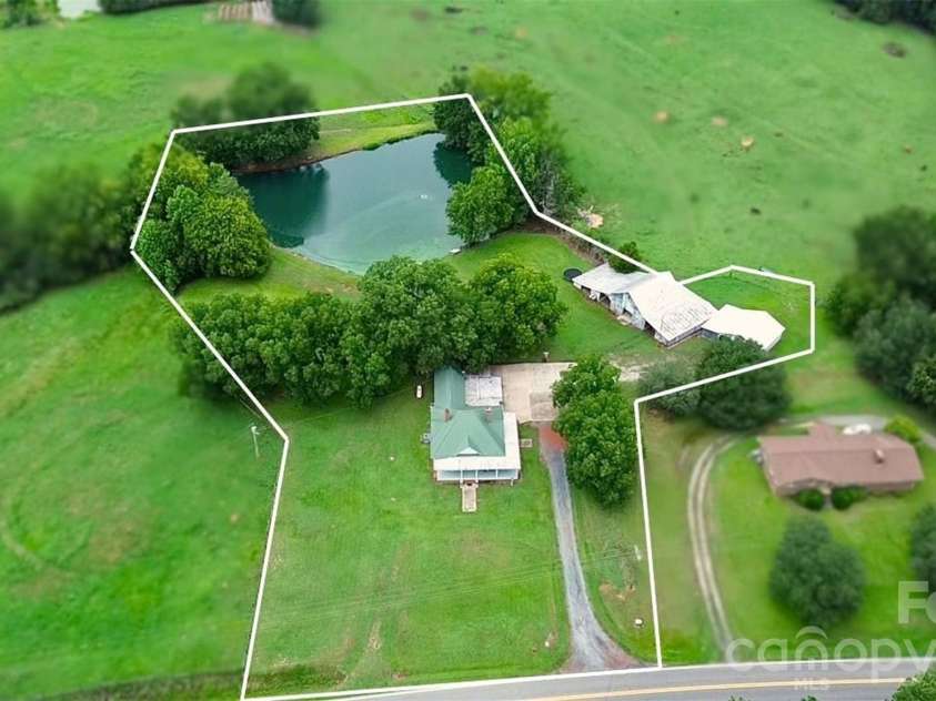 2416 Nc 109 Highway, Wadesboro, NC 28170.  MLS# CAR4410703, YatesRealty ID 42655. 