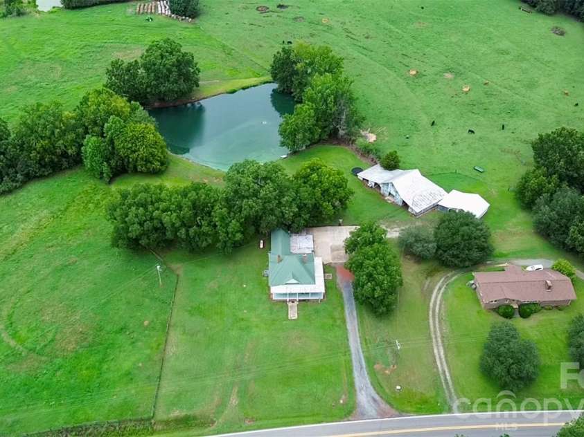 2416 Nc 109 Highway, Wadesboro, NC 28170.  MLS# CAR4410703, YatesRealty ID 42655. 