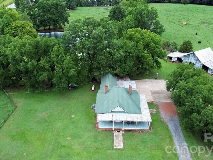 2416 Nc 109 Highway, Wadesboro, NC 28170.  MLS# CAR4410703, YatesRealty ID 42655. 