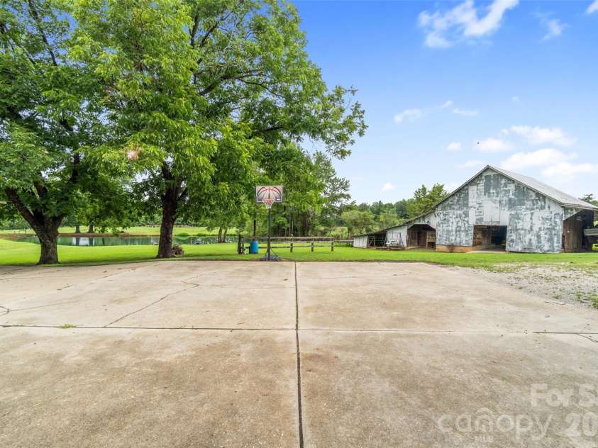 2416 Nc 109 Highway, Wadesboro, NC 28170.  MLS# CAR4410703, YatesRealty ID 42655. 