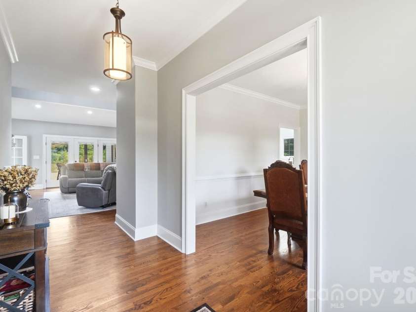 211 Winthrow Creek Road, Mooresville, NC 28115.  MLS# CAR4401607, YatesRealty ID 42656. 