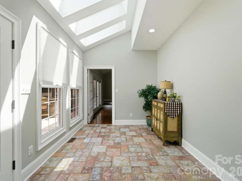 211 Winthrow Creek Road, Mooresville, NC 28115.  MLS# CAR4401607, YatesRealty ID 42656. 