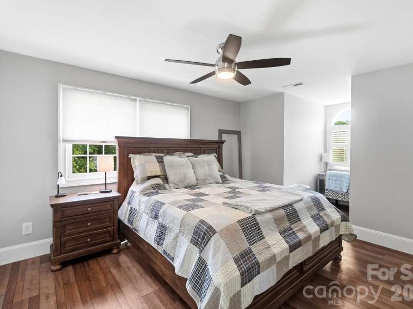211 Winthrow Creek Road, Mooresville, NC 28115.  MLS# CAR4401607, YatesRealty ID 42656. 