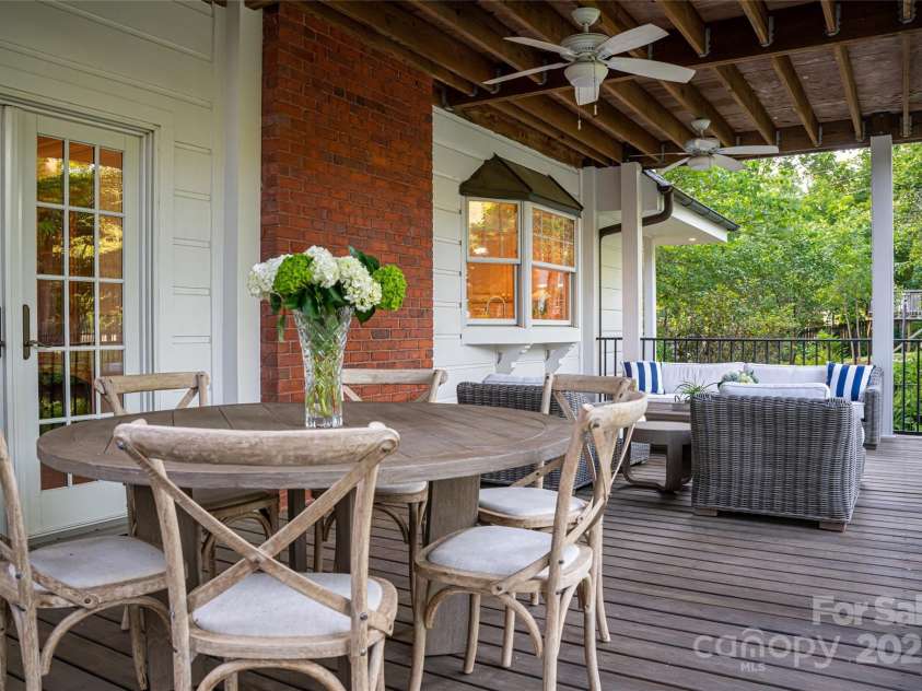 1 Evelyn Place, Asheville, NC 28801.  MLS# CAR4225059, YatesRealty ID 4266. 