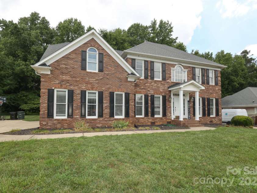 3015 Rochester Court, Monroe, NC 28110.  MLS# CAR4275936, YatesRealty ID 4266. Front