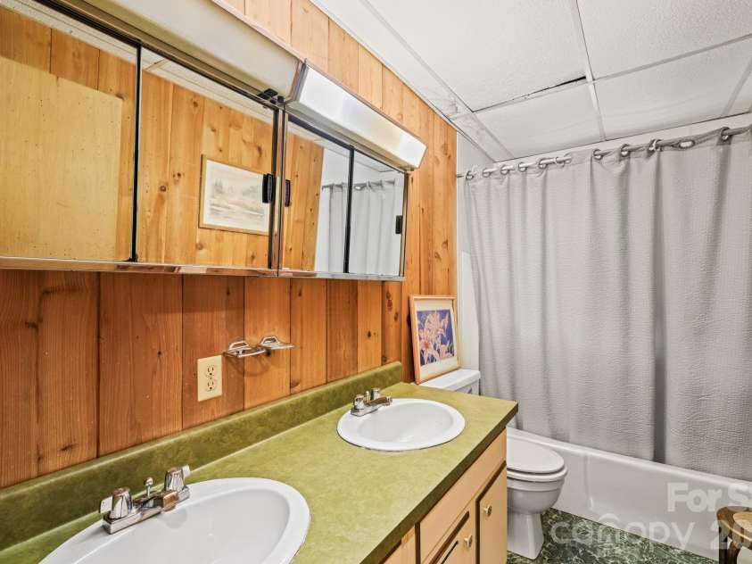 48 Easy Street, Waynesville, NC 28786.  MLS# CAR4411463, YatesRealty ID 42660. 