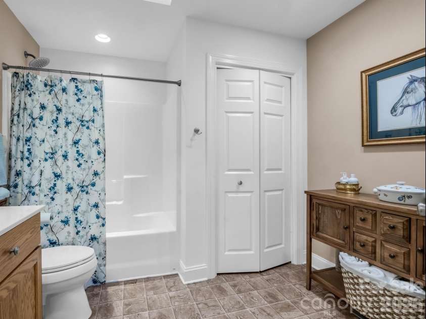 117 Inoli Circle, Brevard, NC 28712.  MLS# CAR4405669, YatesRealty ID 42661. 