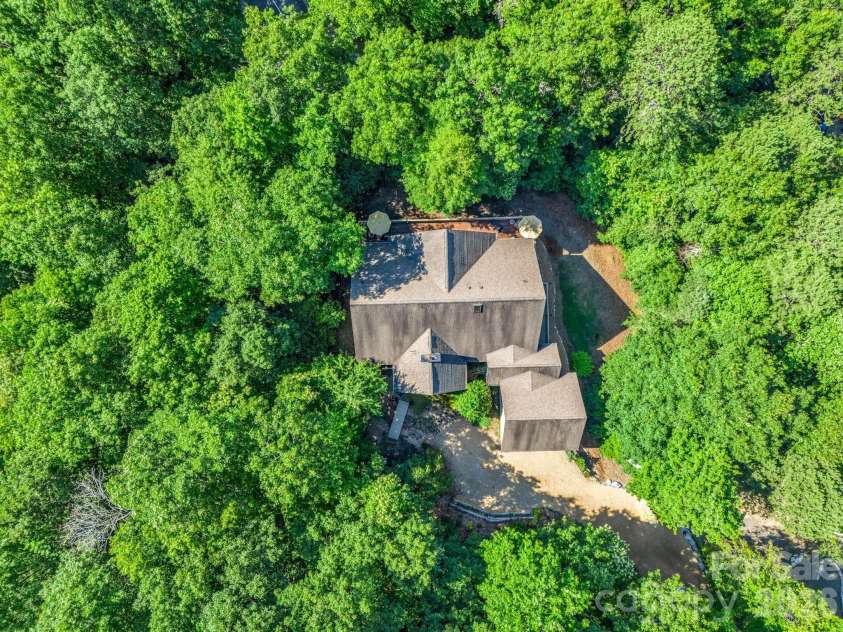 117 Inoli Circle, Brevard, NC 28712.  MLS# CAR4405669, YatesRealty ID 42661. 