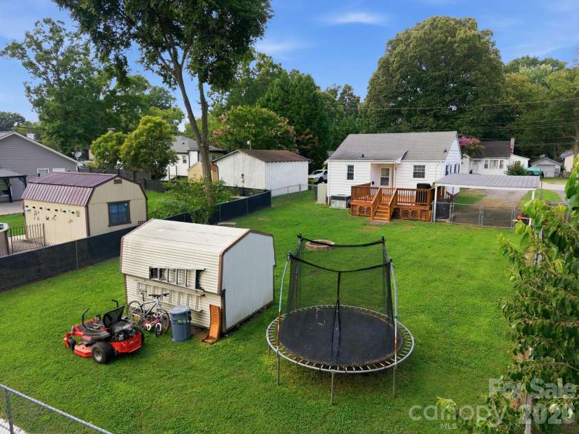 2102 Englewood Street, Kannapolis, NC 28083.  MLS# CAR4411165, YatesRealty ID 42664. 
