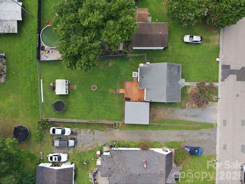 2102 Englewood Street, Kannapolis, NC 28083.  MLS# CAR4411165, YatesRealty ID 42664. 