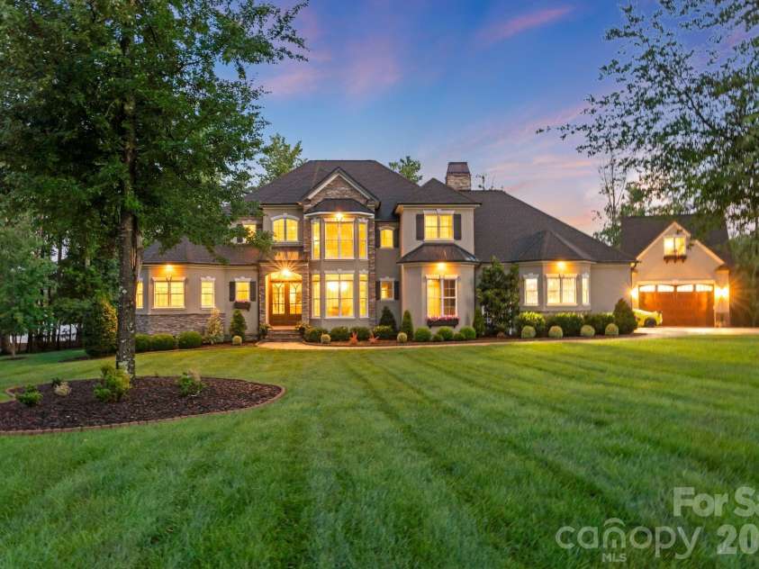 200 Timber Lake Drive, Troutman, NC 28166.  MLS# CAR4391540, YatesRealty ID 42665. 