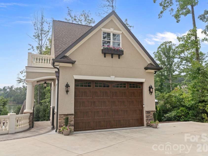 200 Timber Lake Drive, Troutman, NC 28166.  MLS# CAR4391540, YatesRealty ID 42665. 