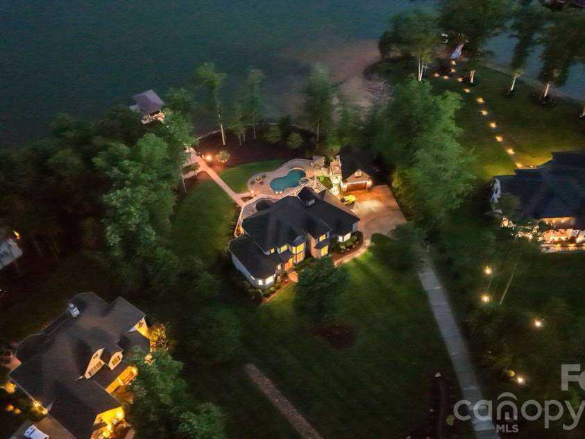 200 Timber Lake Drive, Troutman, NC 28166.  MLS# CAR4391540, YatesRealty ID 42665. 