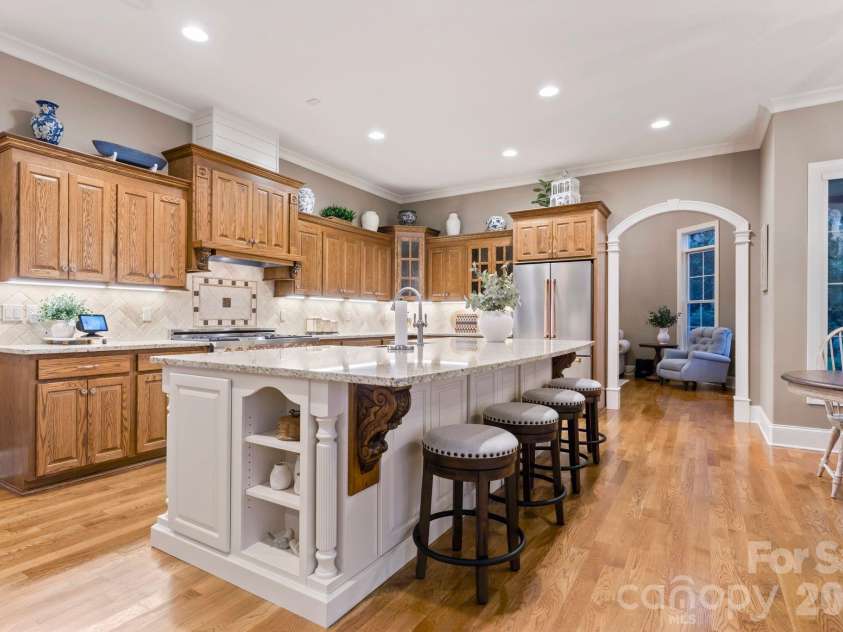200 Timber Lake Drive, Troutman, NC 28166.  MLS# CAR4391540, YatesRealty ID 42665. Kitchen