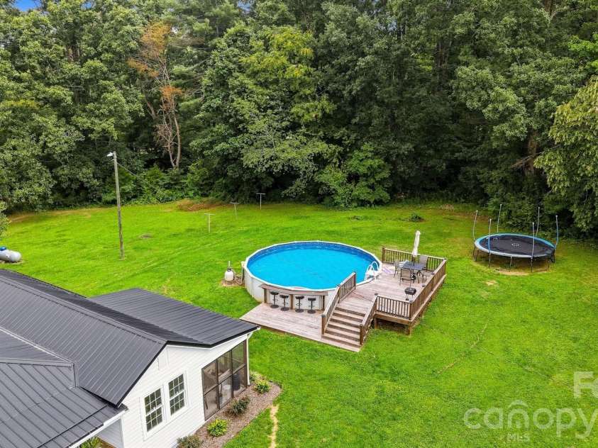 1706 Oakmont Drive, Lenoir, NC 28645.  MLS# CAR4411247, YatesRealty ID 42666. 