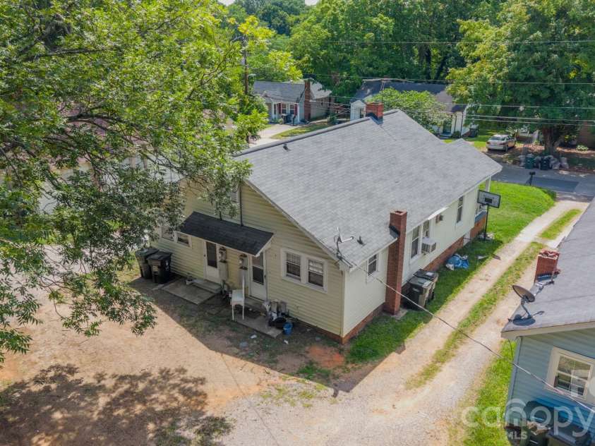 112 Freeze Avenue, Concord, NC 28025.  MLS# CAR4403975, YatesRealty ID 42669. 