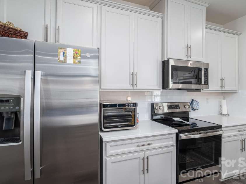 1937 Tupelo Grove Lane, Gastonia, NC 28054.  MLS# CAR4344471, YatesRealty ID 4267. 