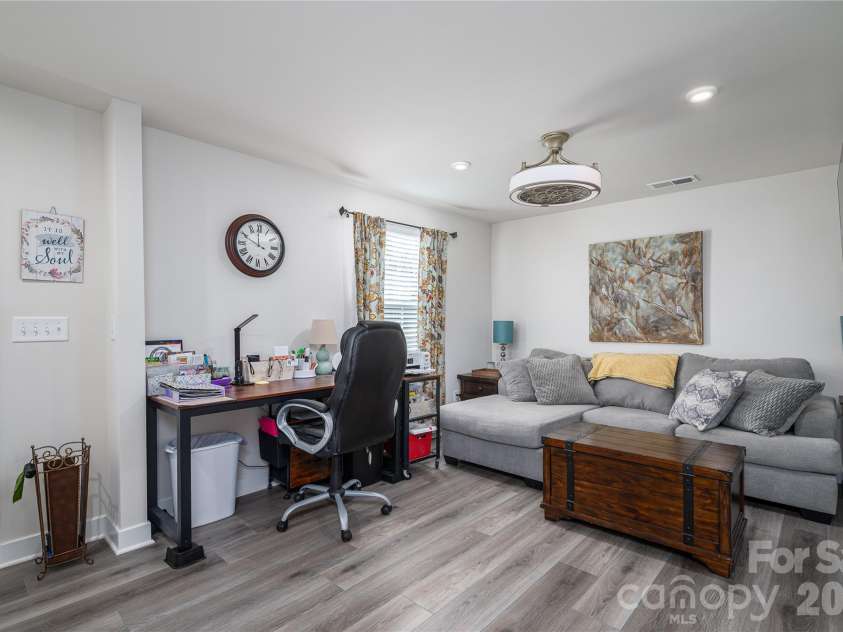 1937 Tupelo Grove Lane, Gastonia, NC 28054.  MLS# CAR4344471, YatesRealty ID 4267. 