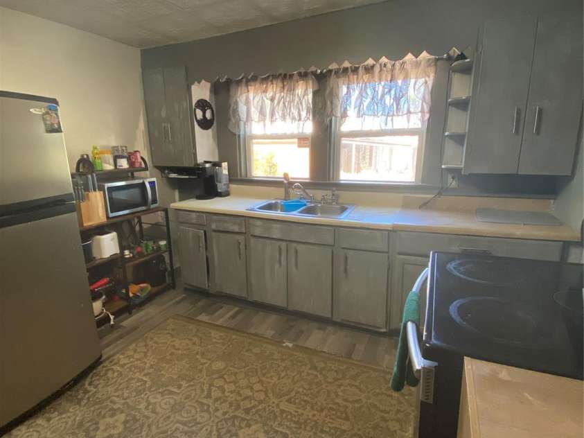 525 Park Drive, Statesville, NC 28677.  MLS# CAR4332807, YatesRealty ID 4267. Kit