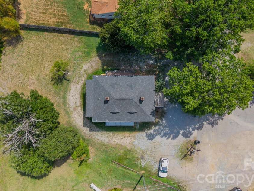 14 Mills Avenue, Concord, NC 28027.  MLS# CAR4403802, YatesRealty ID 42670. 
