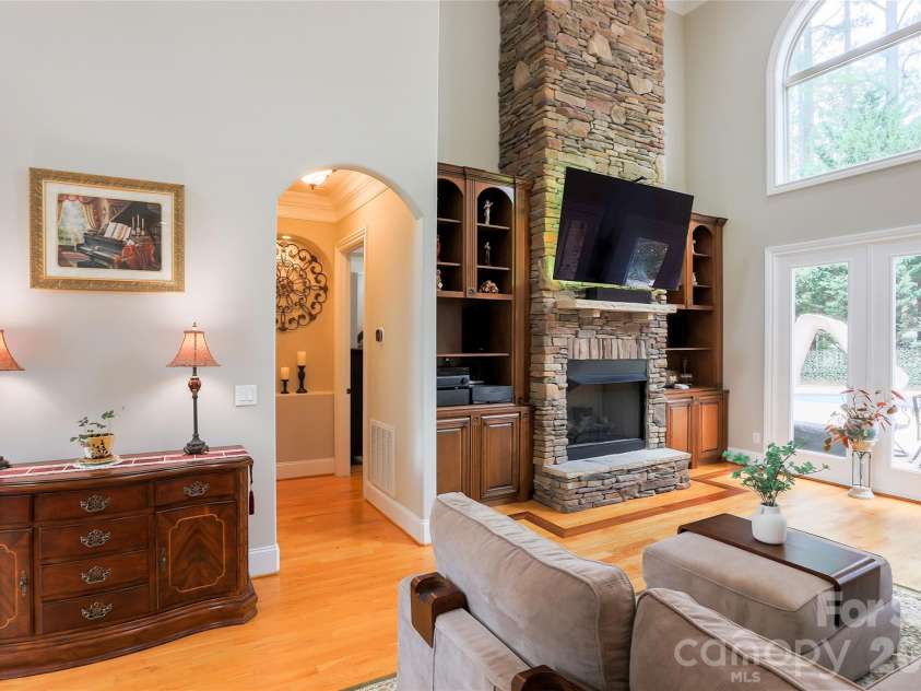 139 Waterbury Drive, Mooresville, NC 28117.  MLS# CAR4400849, YatesRealty ID 42672. 