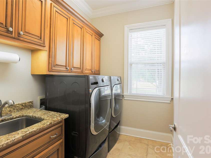 139 Waterbury Drive, Mooresville, NC 28117.  MLS# CAR4400849, YatesRealty ID 42672. 