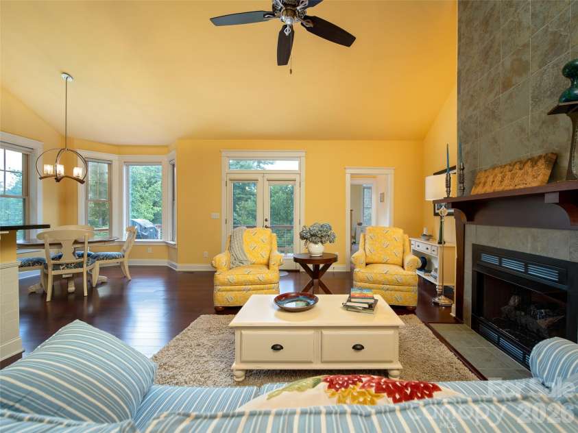 21 Kaufman Stone Way, Biltmore Lake, NC 28715.  MLS# CAR4411076, YatesRealty ID 42674. 