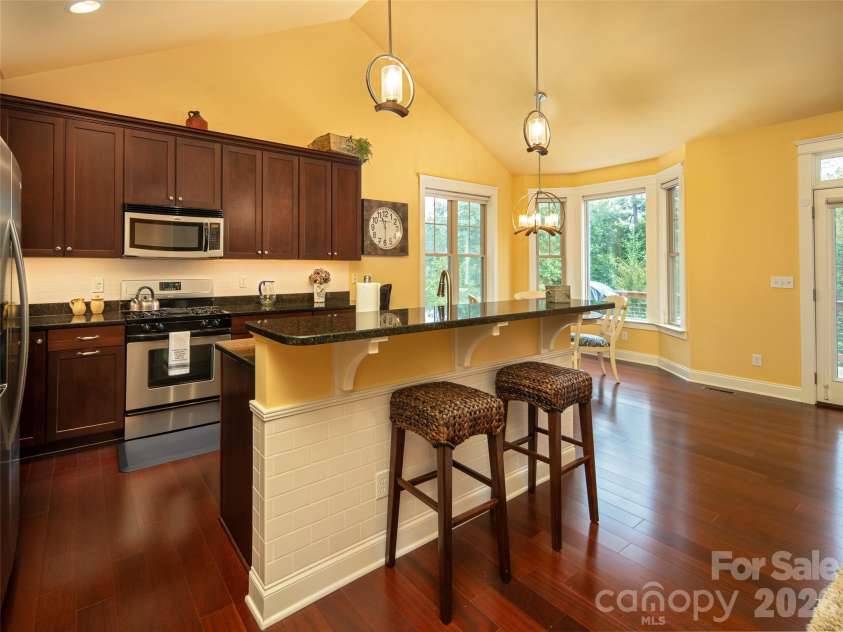 21 Kaufman Stone Way, Biltmore Lake, NC 28715.  MLS# CAR4411076, YatesRealty ID 42674. 