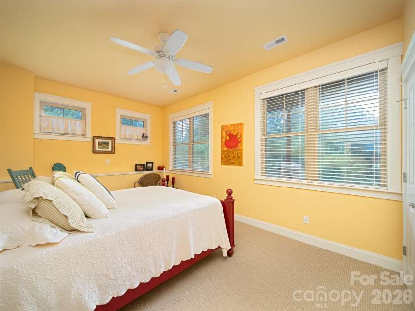 21 Kaufman Stone Way, Biltmore Lake, NC 28715.  MLS# CAR4411076, YatesRealty ID 42674. 