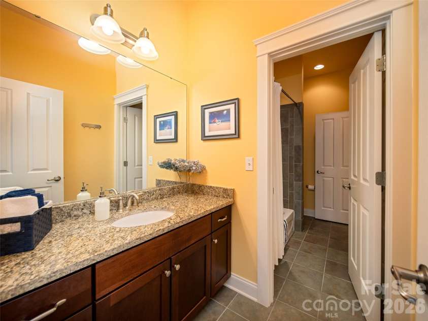 21 Kaufman Stone Way, Biltmore Lake, NC 28715.  MLS# CAR4411076, YatesRealty ID 42674. 