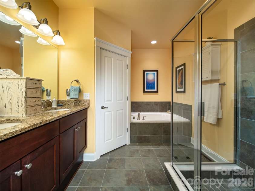 21 Kaufman Stone Way, Biltmore Lake, NC 28715.  MLS# CAR4411076, YatesRealty ID 42674. 