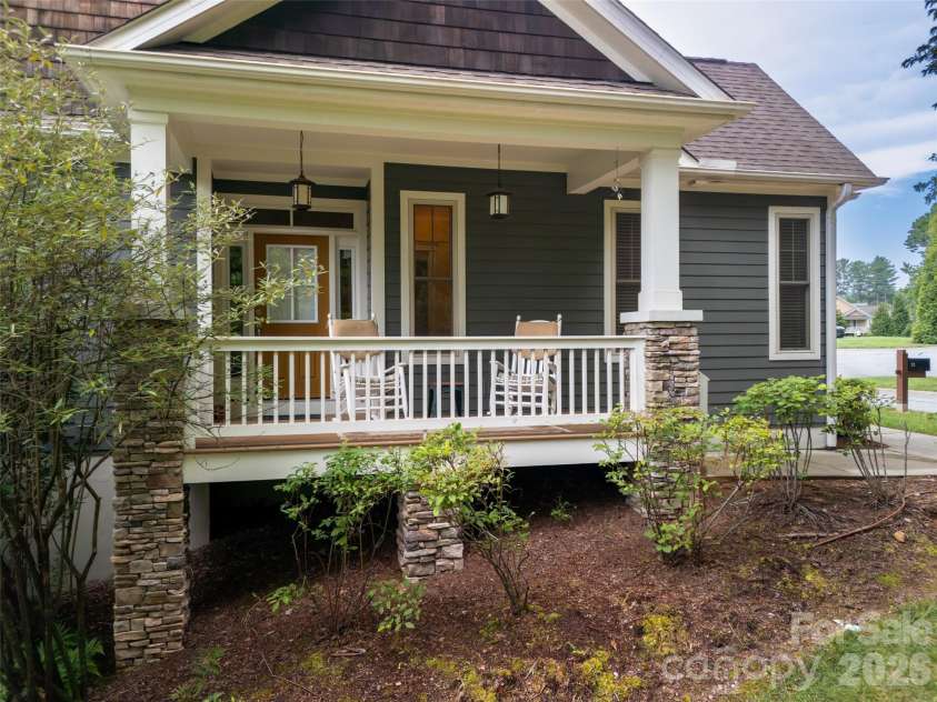 21 Kaufman Stone Way, Biltmore Lake, NC 28715.  MLS# CAR4411076, YatesRealty ID 42674. 