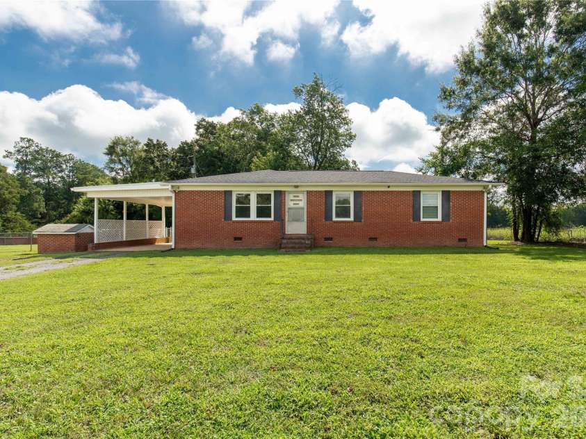 6366 Williamson Road, Rock Hill, SC 29730.  MLS# CAR4411550, YatesRealty ID 42676. 