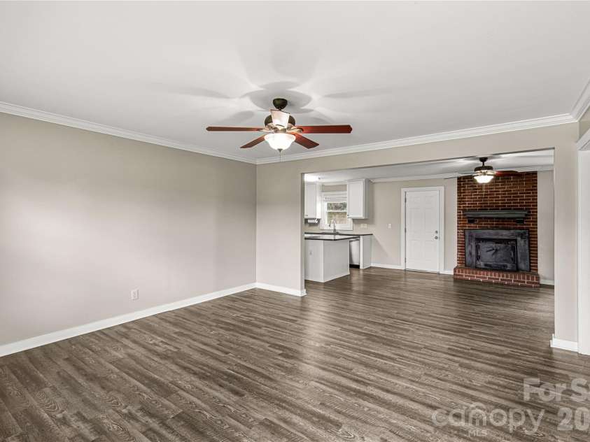 6366 Williamson Road, Rock Hill, SC 29730.  MLS# CAR4411550, YatesRealty ID 42676. 
