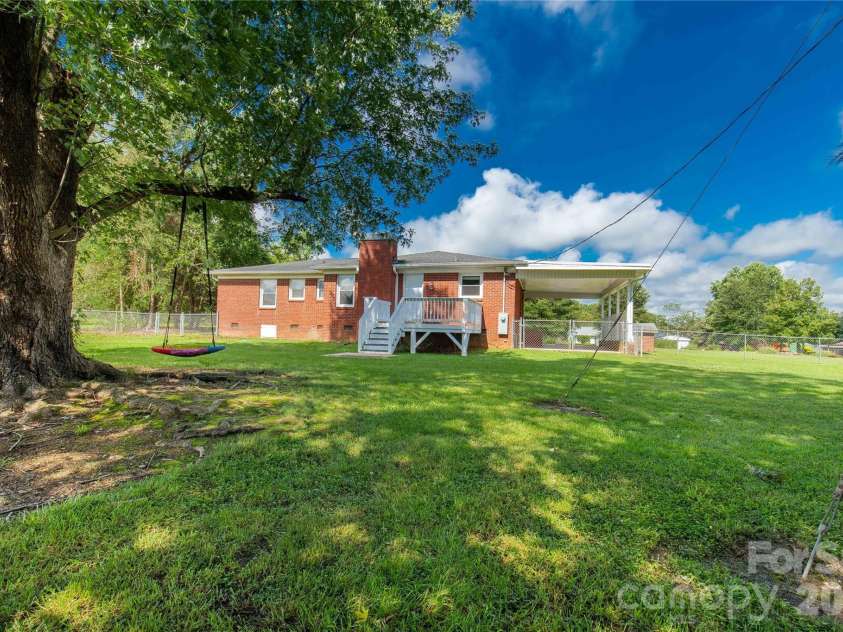 6366 Williamson Road, Rock Hill, SC 29730.  MLS# CAR4411550, YatesRealty ID 42676. 