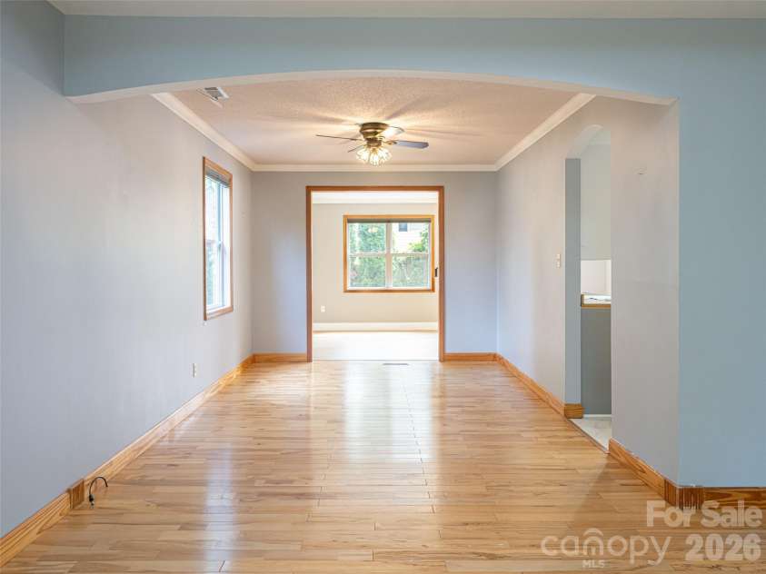 12 Peeler Drive, Asheville, NC 28803.  MLS# CAR4411996, YatesRealty ID 42677. 