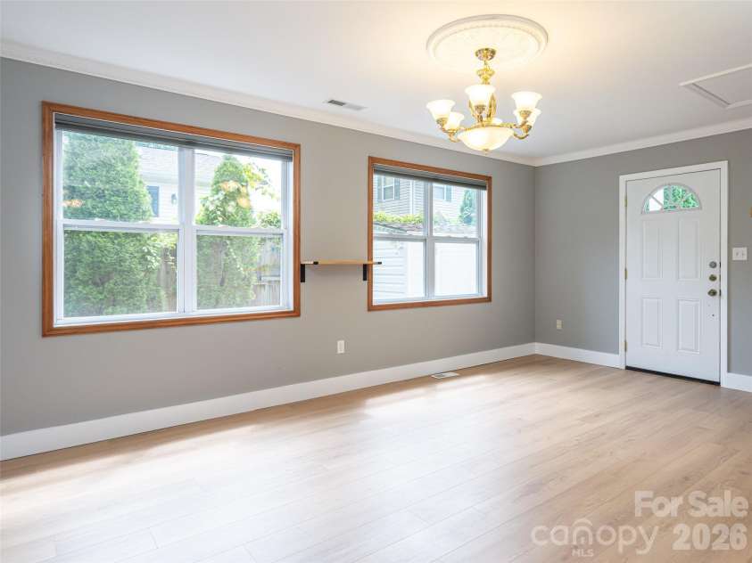 12 Peeler Drive, Asheville, NC 28803.  MLS# CAR4411996, YatesRealty ID 42677. 
