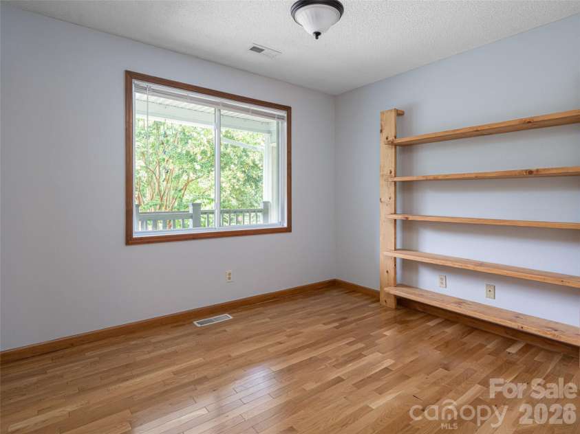 12 Peeler Drive, Asheville, NC 28803.  MLS# CAR4411996, YatesRealty ID 42677. 