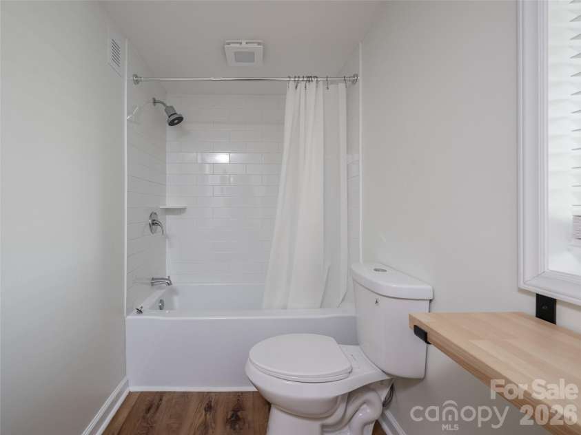 12 Peeler Drive, Asheville, NC 28803.  MLS# CAR4411996, YatesRealty ID 42677. 