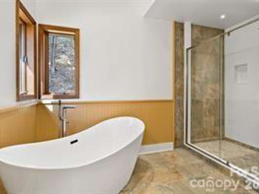 249 Starlin Mountain Road, Bakersville, NC 28705.  MLS# CAR4345394, YatesRealty ID 4268. 