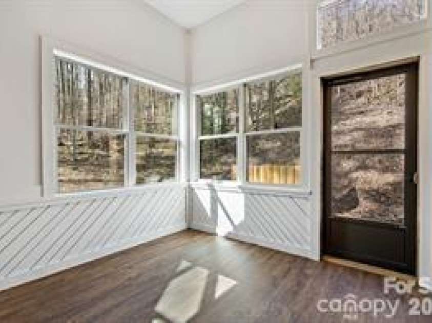 249 Starlin Mountain Road, Bakersville, NC 28705.  MLS# CAR4345394, YatesRealty ID 4268. 