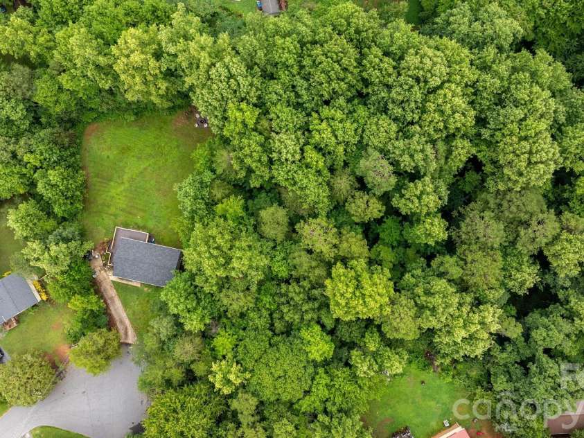 1172 Sunset Court, Conover, NC 28613.  MLS# CAR4405962, YatesRealty ID 42680. 